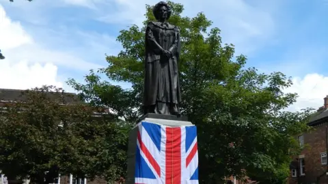 South Kesteven District Council Unveiling ceremony