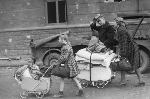 Getty Images German civilian refugees in 1944