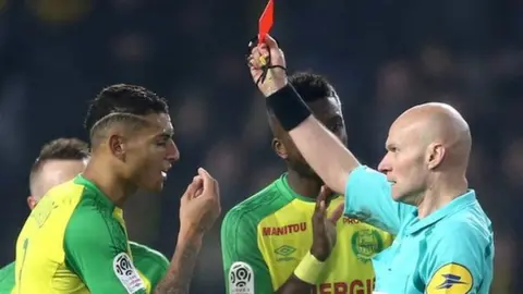 Referee Tony Chapron