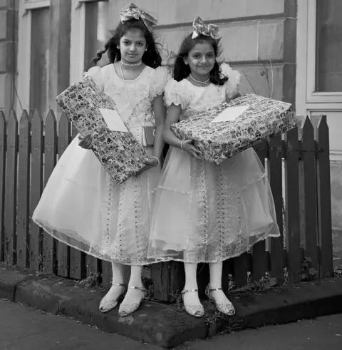 Simon Murphy Samra and Eliza