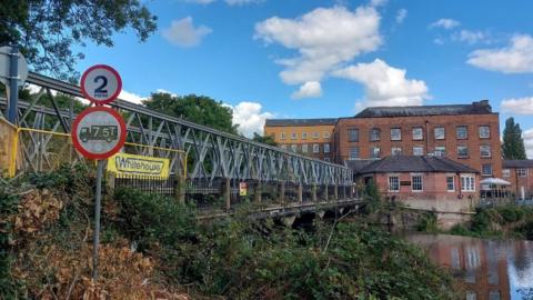 River Derwent: Agency removes illegal crayfish trap