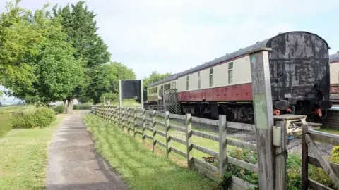 Jeff Buck/Geograph The Cinder Track