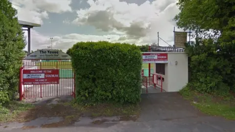 Google Frome Town Football Club