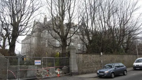 Bill Harrison/Geograph Nazareth House in Aberdeen