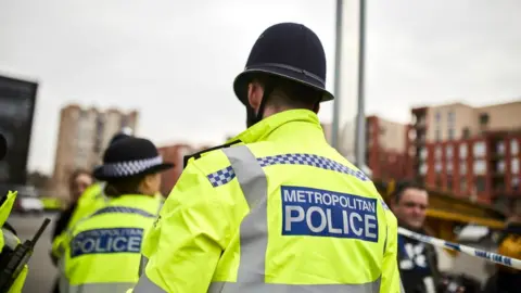 Met Police stock police image