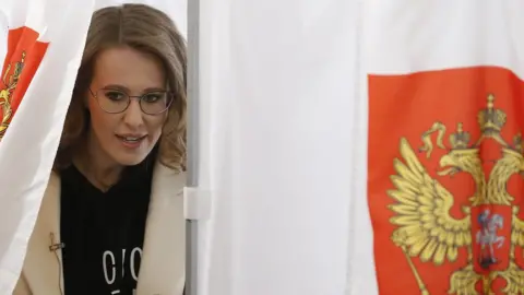 Reuters Presidential candidate Ksenia Sobchak votes in Moscow on 18 March 2018