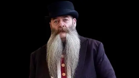 John Thompson Mick Wallage