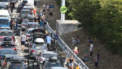 Channel Tunnel rail delays due to heat Eurotunnel says