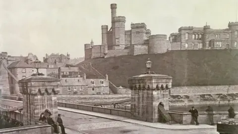 HLH/Highland Libraries Inverness Castle in 20th Century