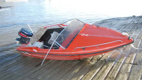 Metropolitan Police Speedboat