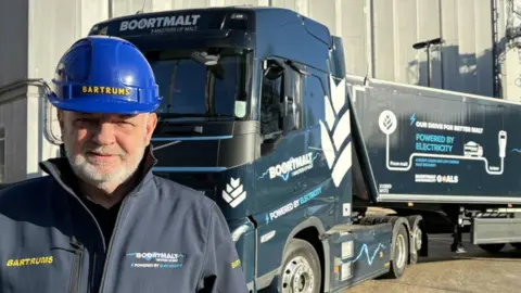 Tremayne Johnson/Bartrums Driver Tom McNally