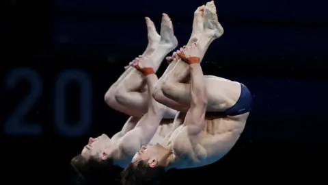 Getty Images Matty Lee (L) and Tom Daley (R)