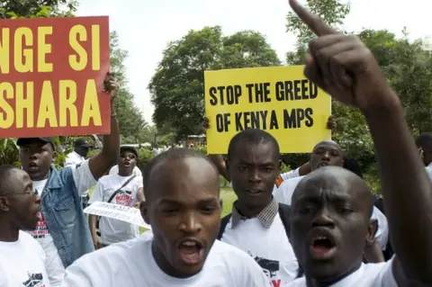 AFP Protest against MPs pay