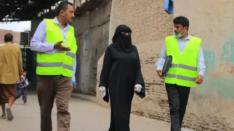 Unesco Harbia Al Himiary (left)