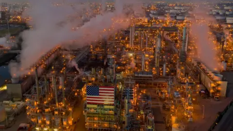 Getty Images An aerial view shows Marathon Petroleum Corp's Los Angeles Refinery, the state's largest producer of gasoline