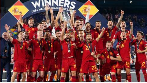 Spain celebrate winning Nations League