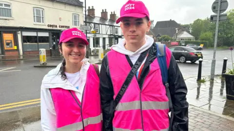 Gillian and Ben, two superfans who are leading the tours