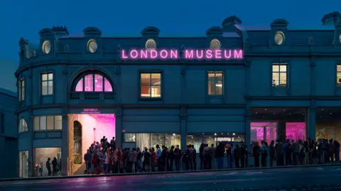 Asif Khan Studio Mir Concept image of what the new London Museum will look like at night