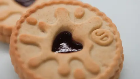 Close up of a Jammie Dodger