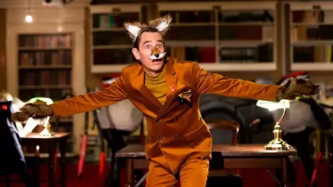 ANDRES POVEDA PHOTOGRAPHY Ryan Tubridy hosting 2020 Toy Show