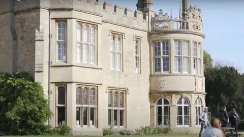Hinchingbrooke School The exterior of Hinchingbrooke School in Huntingdon. It has a sandstone coloured exterior and large windows. 