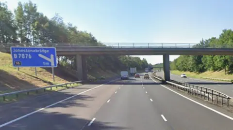 The A74(M) approaching the johnstonebridge junction