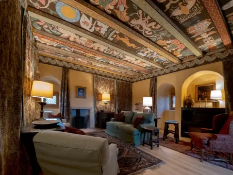 Landmark Fairburn Tower - a room with an ornately painted ceiling