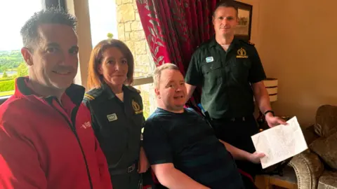 Leonard hand delivered the letter to members of the Northern Ireland Ambulance Service and Air Ambulance this week