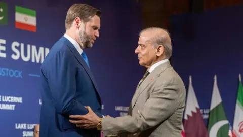 EPA/Shutterstock US Vice-President JD Vance, pictured with Pakistan's Prime Minister Shehbaz Sharif, said the US was willing to transform its relationship with Iran if the country stopped being a "driver of regional instability"
