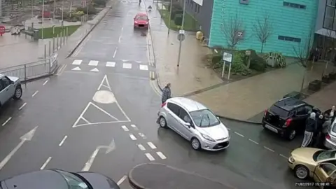 Merseyside Police Walmsley escape scene