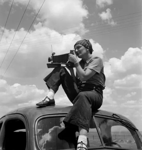 Dorothea Lange: Piercing portraits from US history