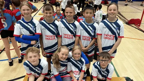 Luke Jones, responsable de l'éducation physique à l'école primaire de St White. (BBC)