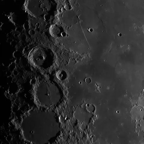 Jordi Delpeix Borrell Craters on the surface of the moon.