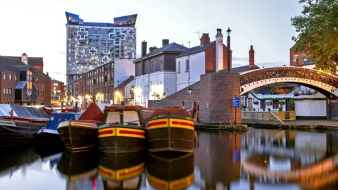 Gas Street Basin, Canal, Birmingham, England