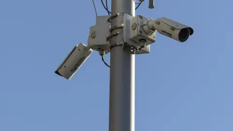 Nissan Traffic cameras