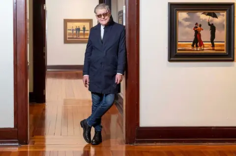 Neil Hanna/OnFife Jack Vettriano at his new exhibition at Kirkcaldy Art Galleries