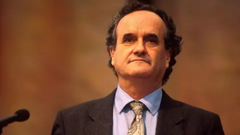 Sir Mark Tully in 1996