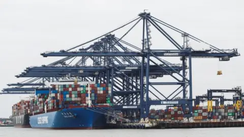 Reuters Felixstowe docks