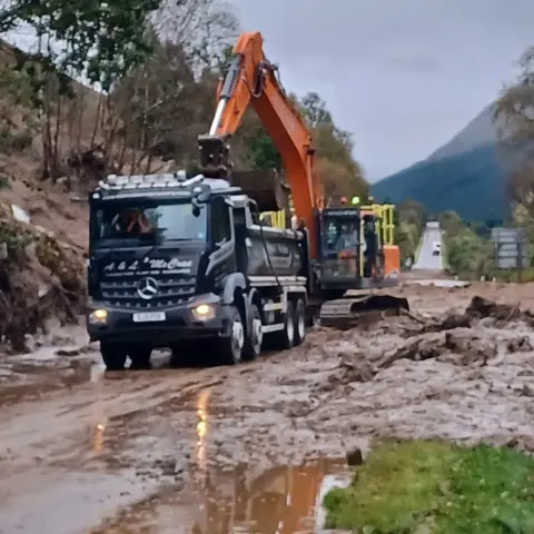 Bear Scotland A83 clean-up