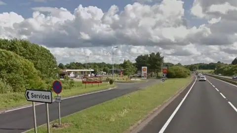 Google Sutton Scotney Services southbound