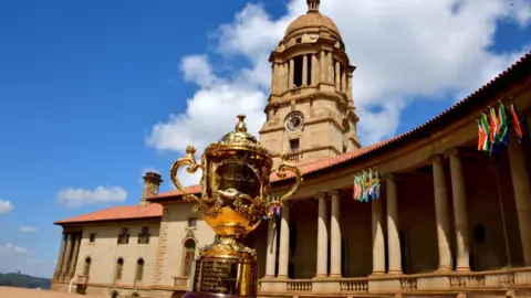 Presidency of South Africa/Twitter The World Cup trophy positioned outside the Union Buildings.