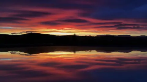 Tattie-Bogle/BBC Weather Watchers Monday's night sky at Inverness