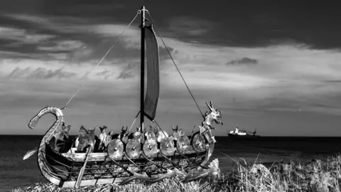 Martin Sim Boat structure