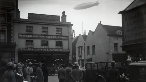Bedfordshire Archives R101 test flight over Bedford