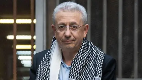 Getty Images Mustafa Barghouti ingin partainya menjadi kekuatan ketiga dalam politik Palestina, di luar Hamas dan Fatah