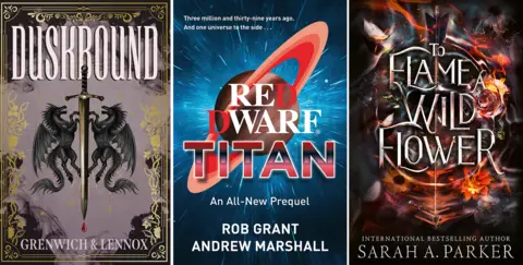 Copertă de carte Penguin/Gollancz/HarperVoyager pentru Duskbound de Bree Grenwich și Parker Lennox (Penguin) Piticul roșu: Titan de Rob Grant și Andrew Marshall (Gollancz) To Flame a Wild Flower de Sarah A Parker (HarperVoyager)
