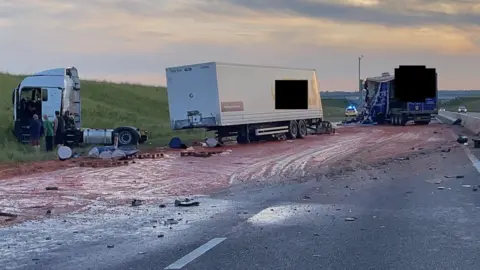 BCH Road Policing Unit Lorry crash spills tomato puree