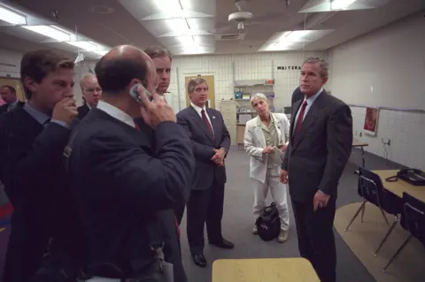 US National Archives President Bush and advisors