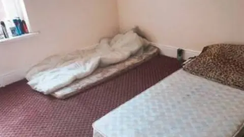 Crown Prosecution Service Living conditions