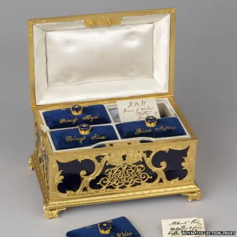 Royal Collection Trust Baby teeth casket